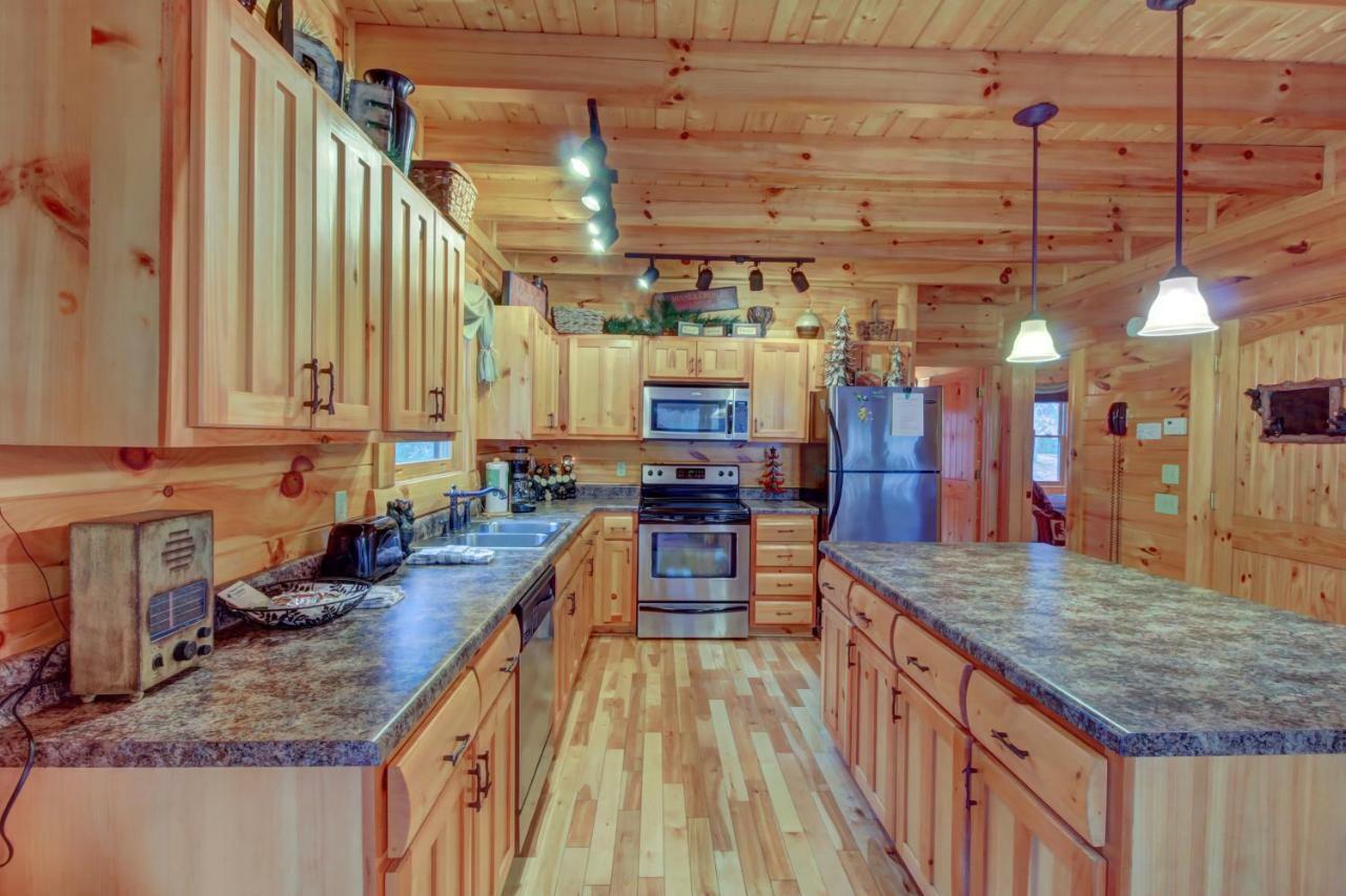 Вілла Bearfoot Retreat Waldens Creek Екстер'єр фото